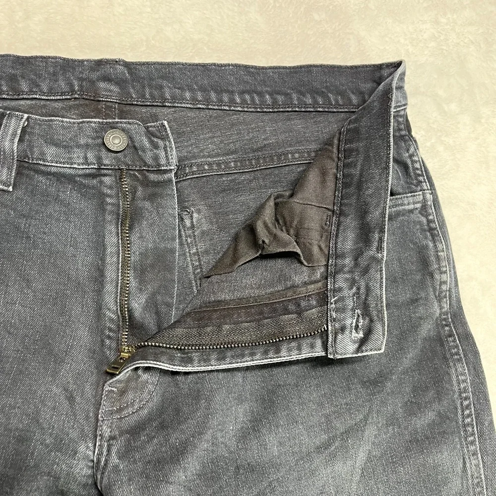 Levi's 541‎ Jeans Men's Black Denim Stretch Relaxed Straight Zip Fly - 37x29